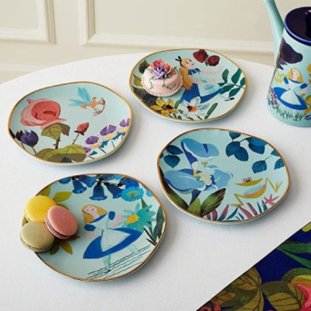 Alice in Wonderland 70th Anniversary porcelain plate set by Mary Blair